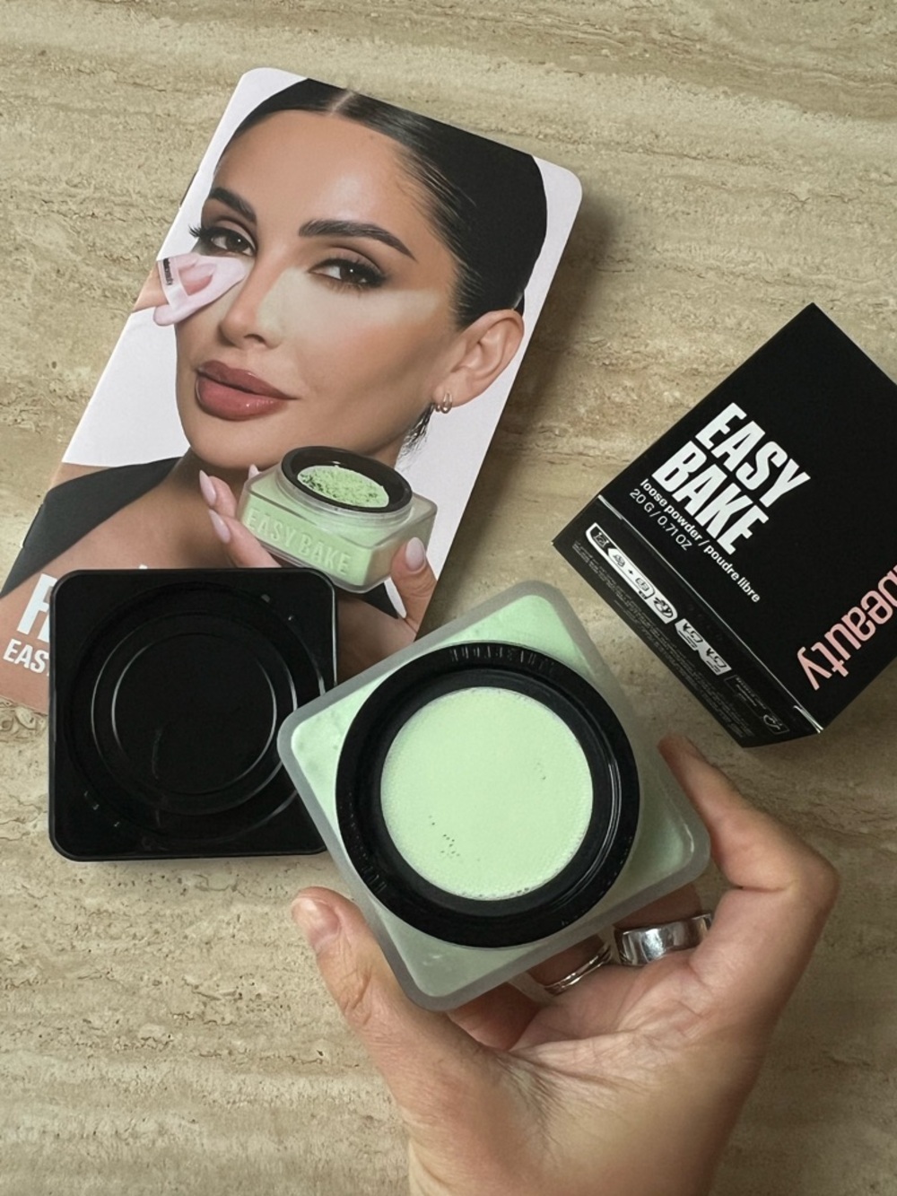 HUDA BEAUTY Easy Bake Setting Powder & Spray - Mint Green